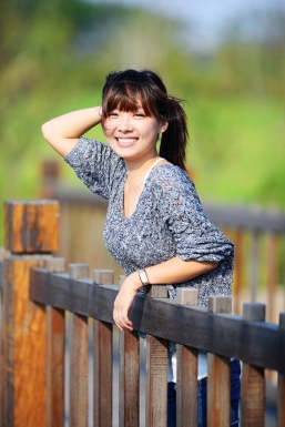 漂亮活泼的美眉!